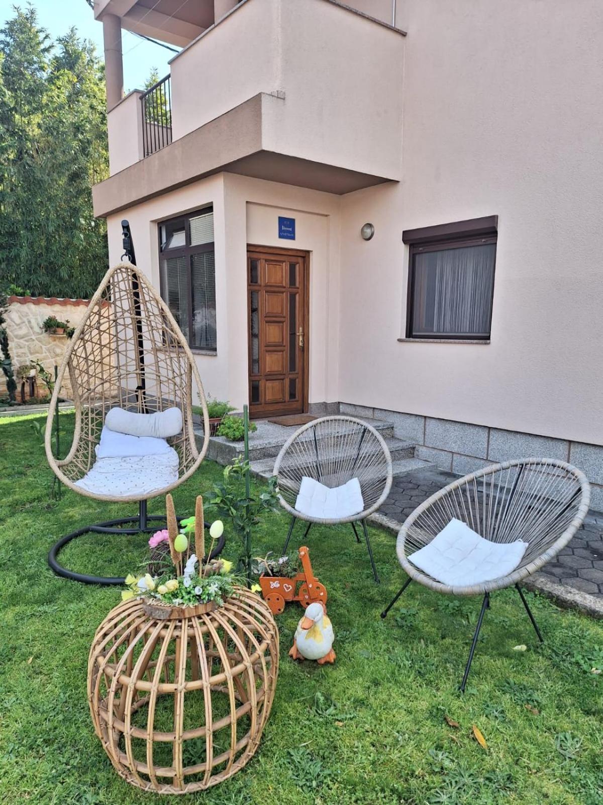 Zara & Duje Apartment Bibinje