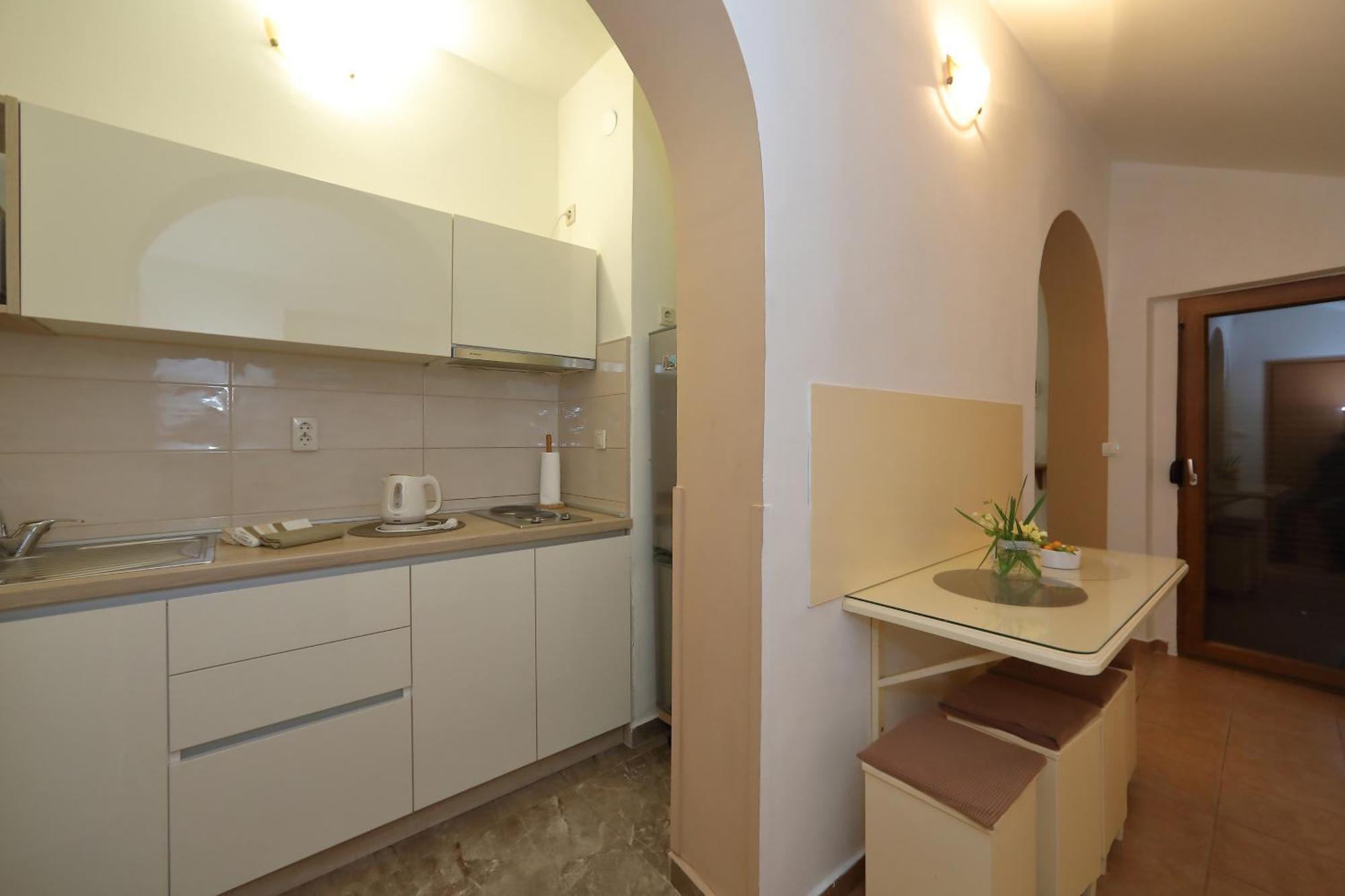 Zara & Duje Apartment